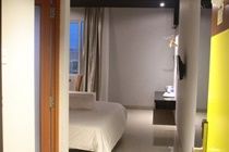 Hotel Zen Near Purimas Centre 2*