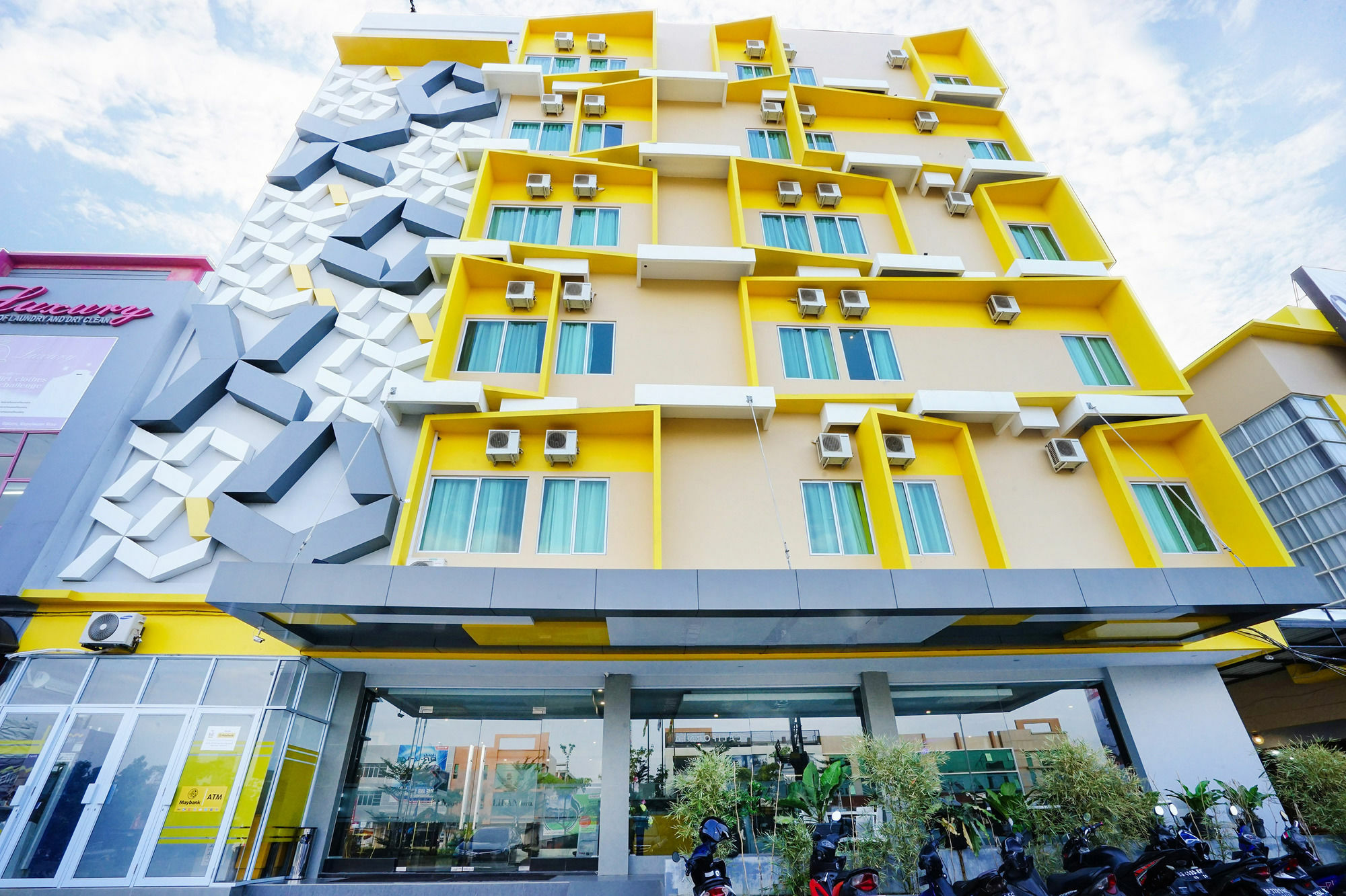 Zen Near Purimas Centre 2* Batam